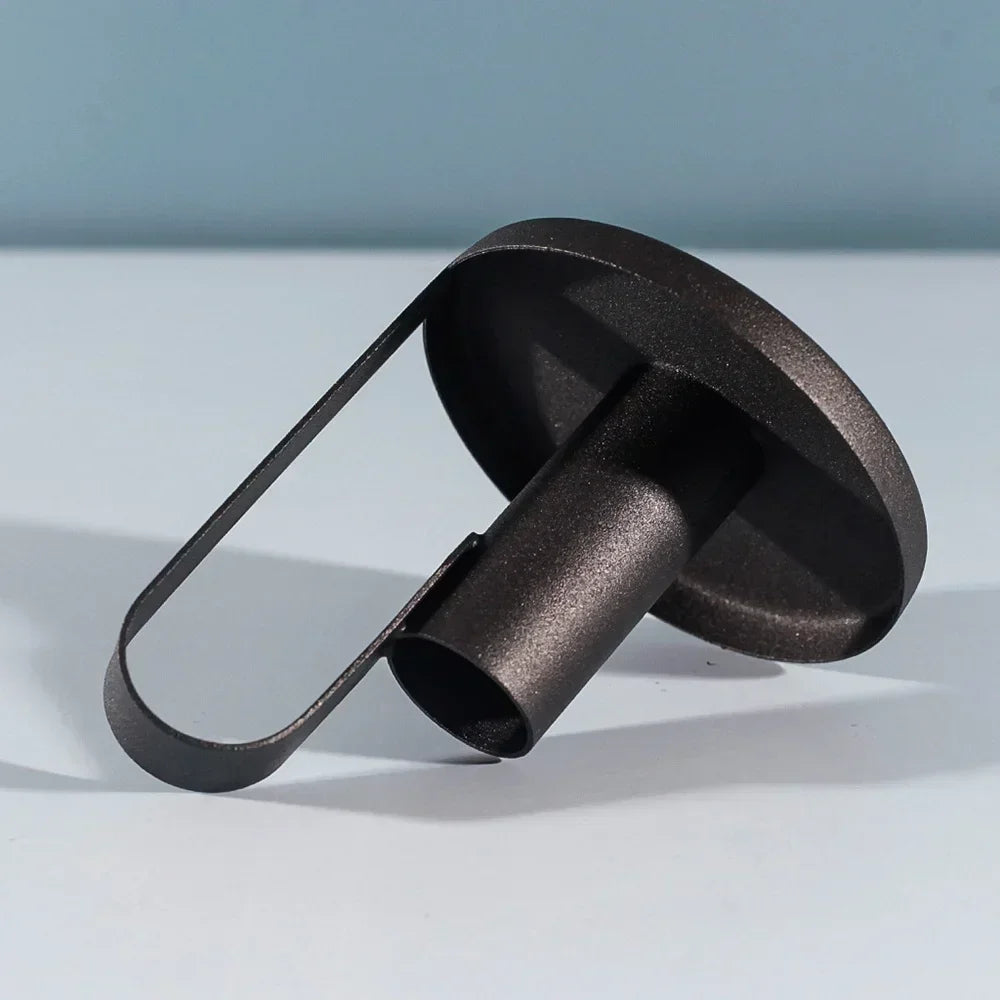 Selene – Iron Candle Holder